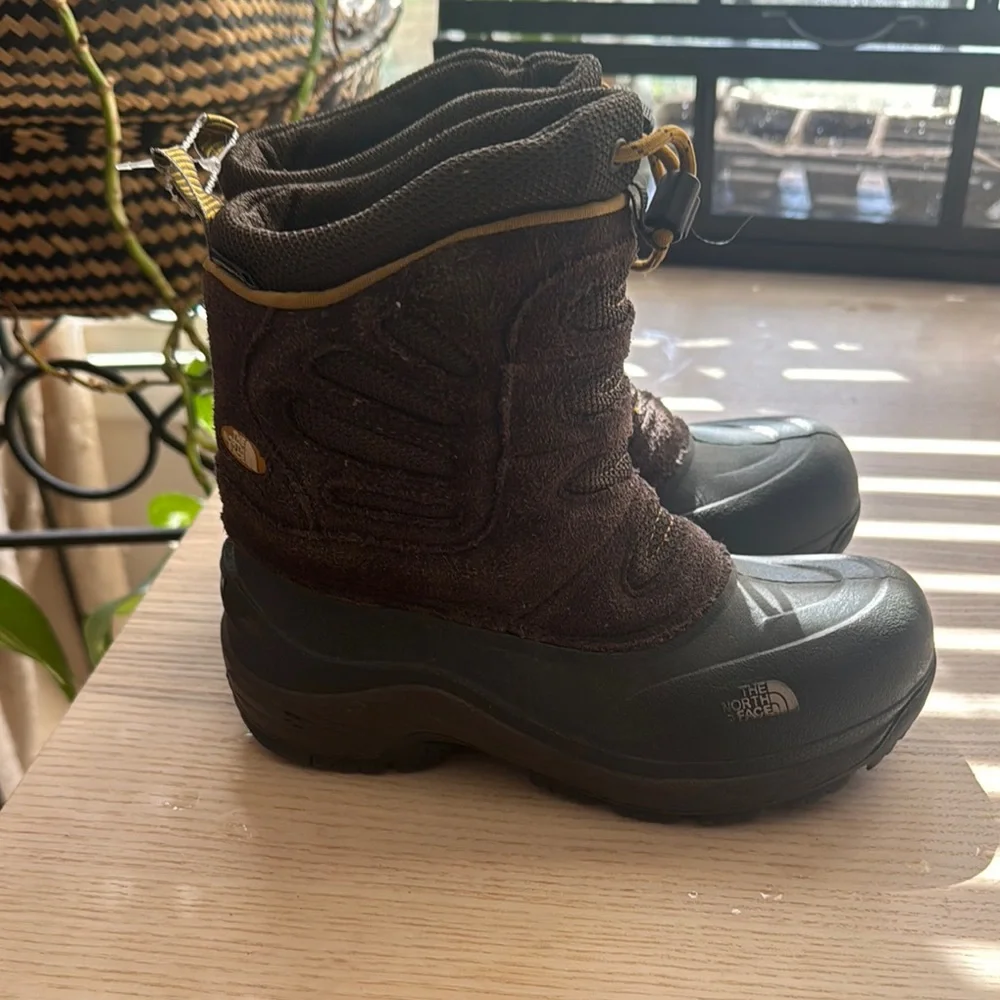 The North Face Kids Brown and Black Insulated Snow Boots